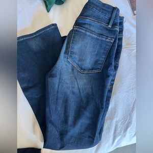 FRAME le crop mini boot- size 27